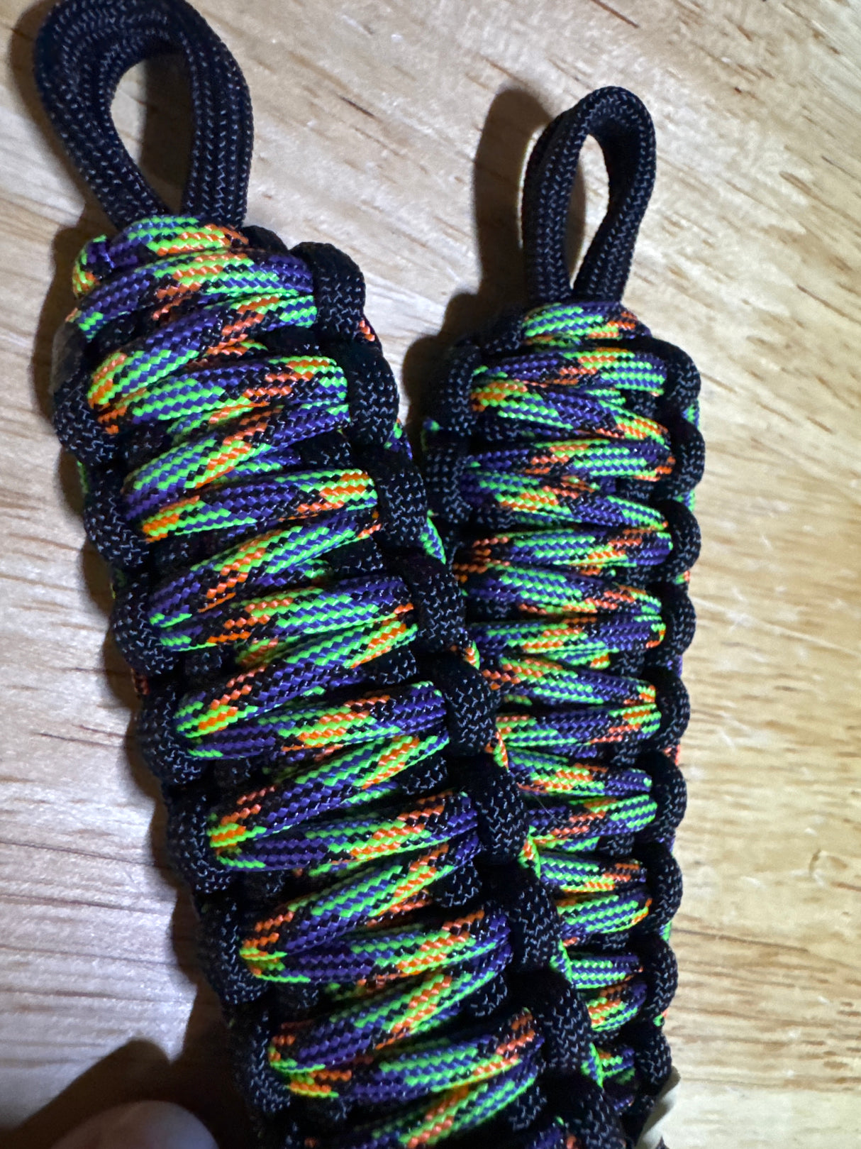 Sale Set of 2 Vile Paracord 24 CM