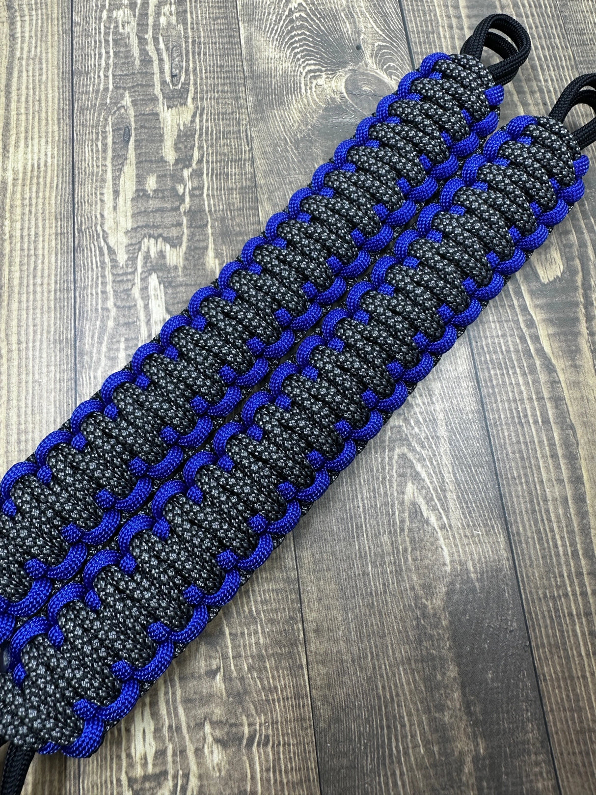 Charcoal Grey Diamonds Electric Blue Paracord grab handles - Krawlergrips