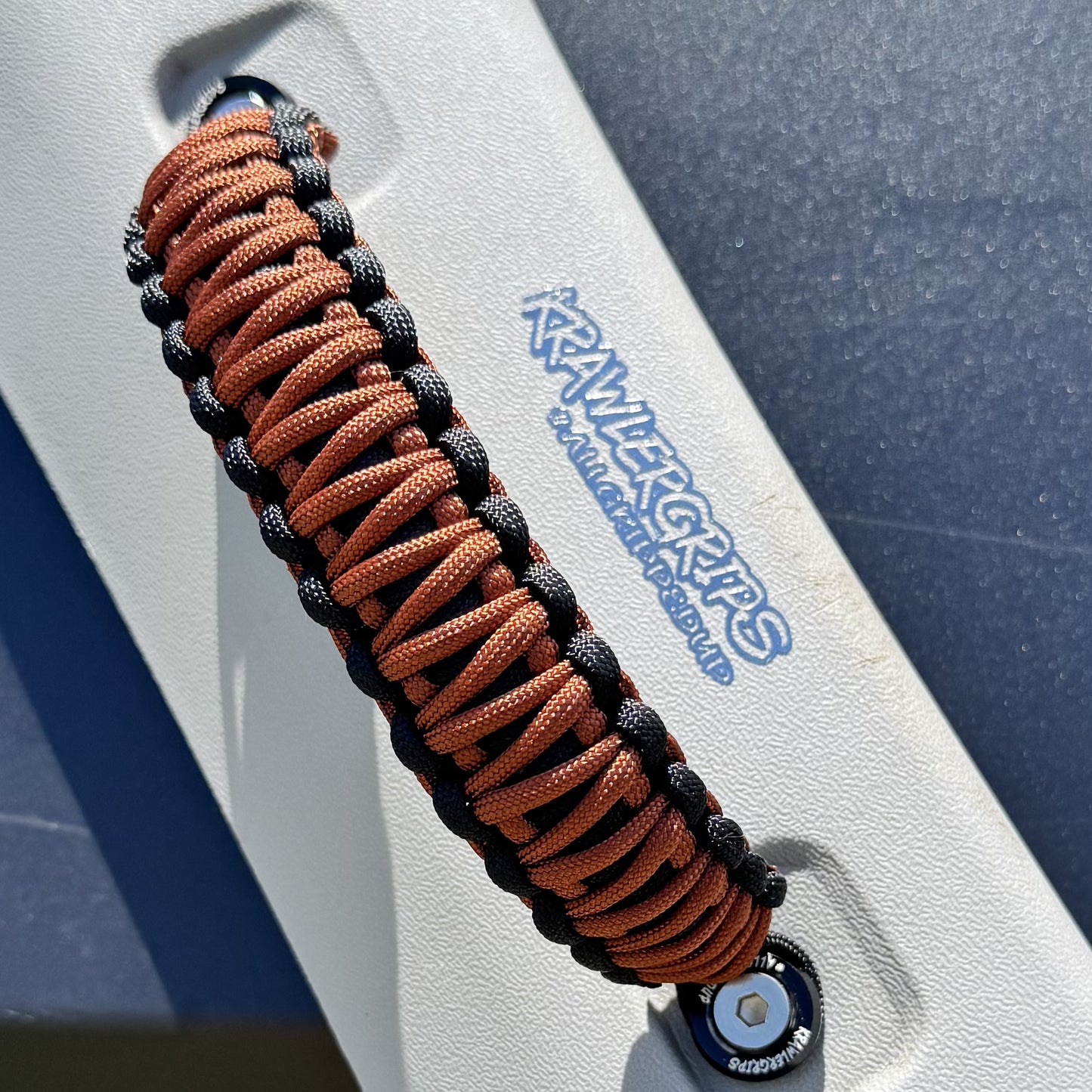 Rust paracord accessory grab handle | krawlergrips