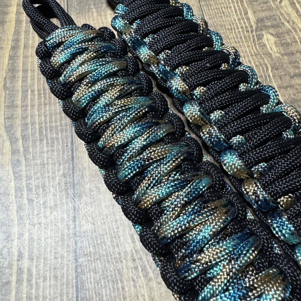 Sandbar Paracord grab handle | Krawlergrips
