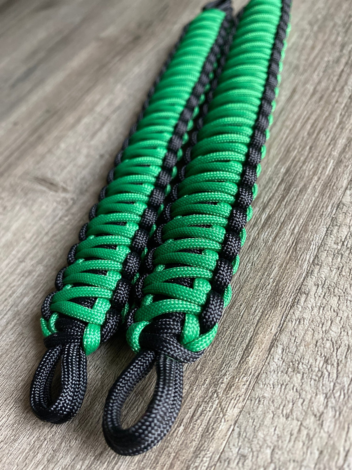 Krawler Grips Kelly Green Paracord - Krawlergrips
