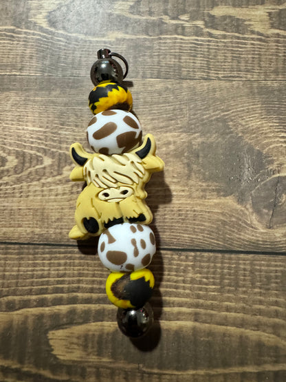 Highland cow key ring