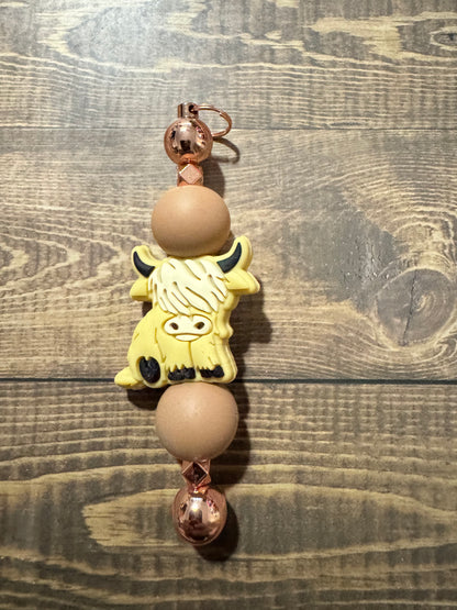 Highland cow key ring
