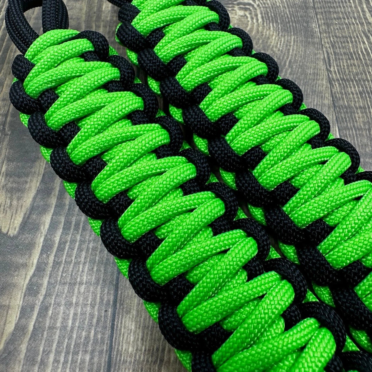 Neon green grab handle -krawlergrips