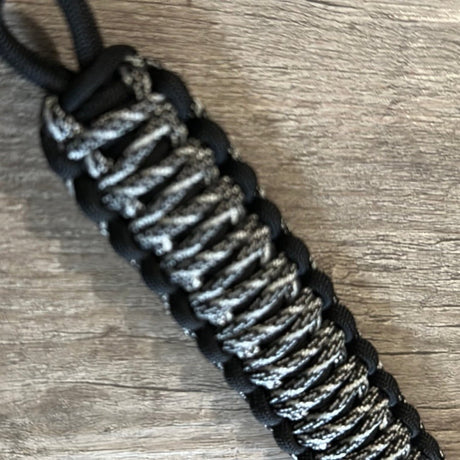 Krawler grips Helix Black Silver Paracord - Krawlergrips