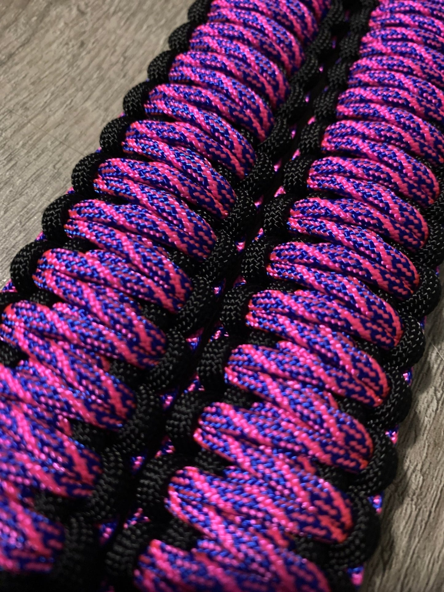 Krawler Grips Helix Electric Blue Neon Pink Paracord - Krawlergrips