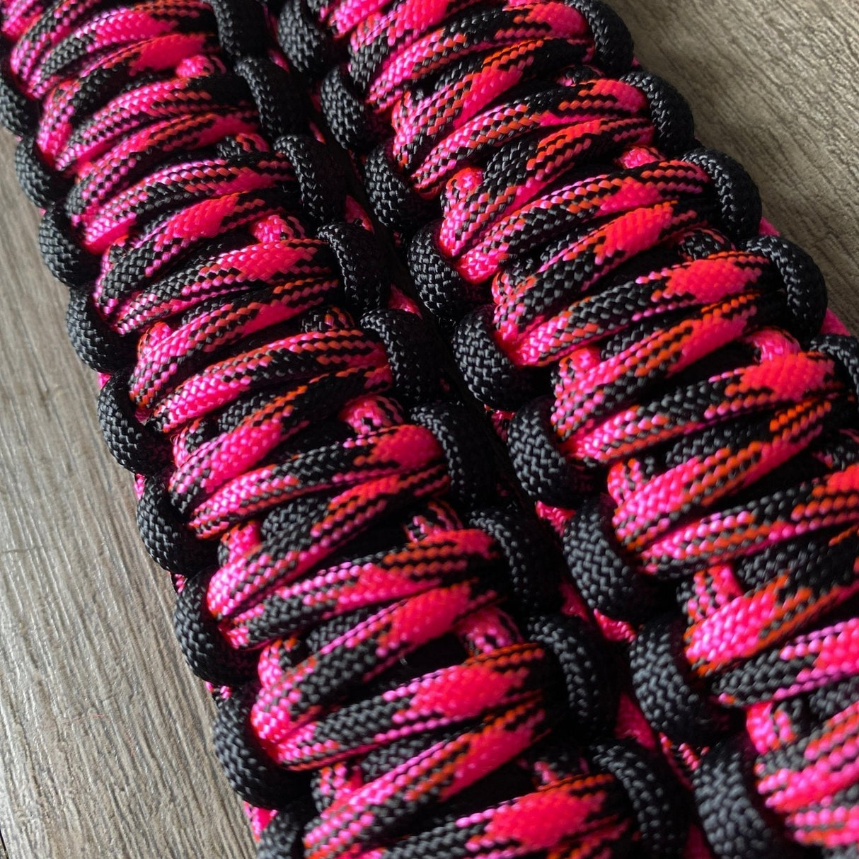 Krawler Grips Rosa Noche Paracord. - Krawlergrips